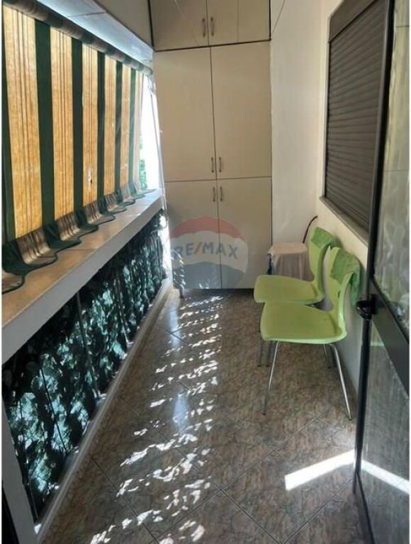 Apartament 2+1 për shitje tek Pallatet Malajziane