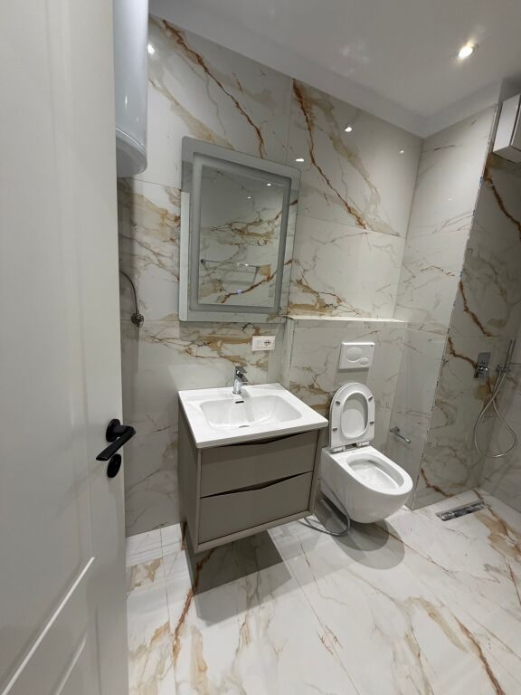 1+1,pall i ri,stacion treni te posta ,130 miljon leke,me hipoteke