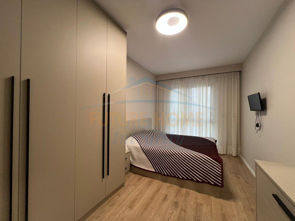 Affitto, Appartamento 2+1+2, Pazari i Ri, Tirana.