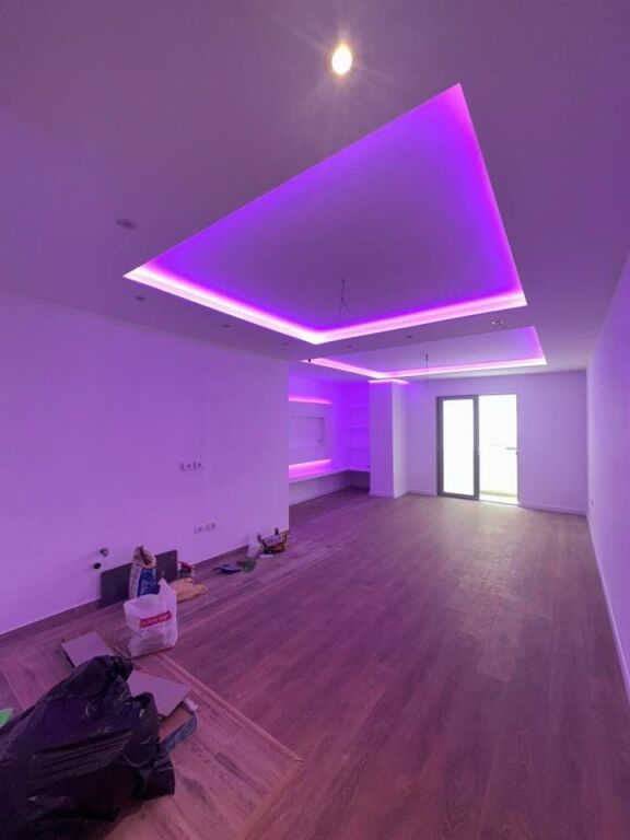 SHITET APARTAMENT 2+1 + Ballkon i bollshem📍 Adresa: Ujesjellesi