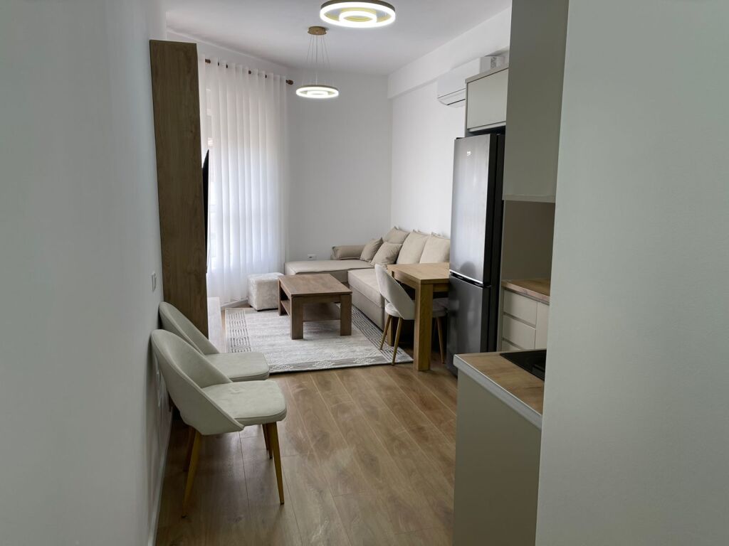Appartamento in affitto 1+1 - 📍Ali Demi, complesso Kadiu 400 mila leke