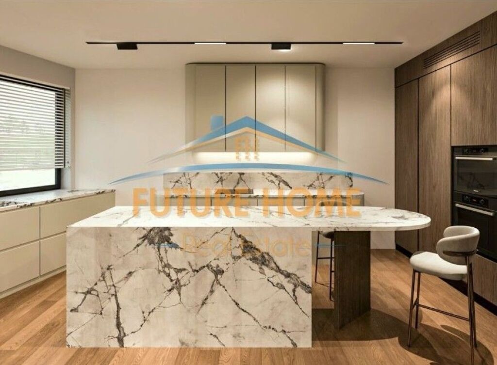 Shitet, Apartament 3+1+2, Liqeni i Thate