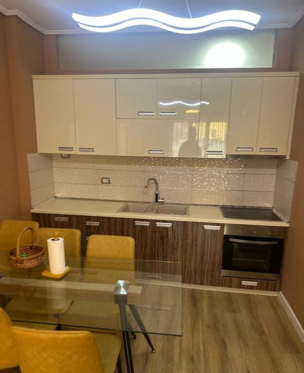 Qera | Apartament 2 + 1 |Liqeni Artificial | 700 €/muaj