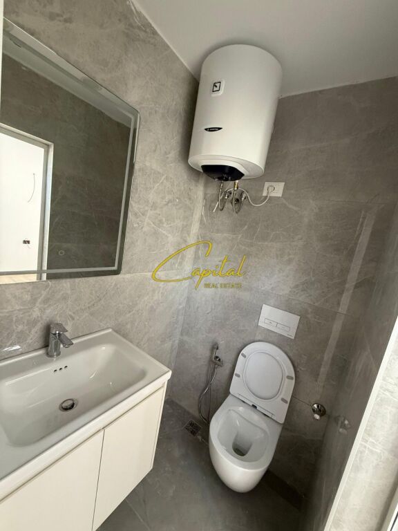 ZYRE ME QIRA 60 M2 ISH TREGU ELEKTRIK 1000 EURO