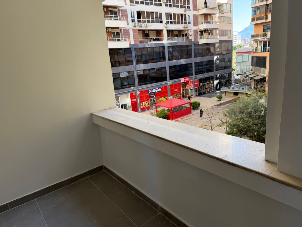 1+1,pall i ri,stacion treni te posta ,130 miljon leke,me hipoteke