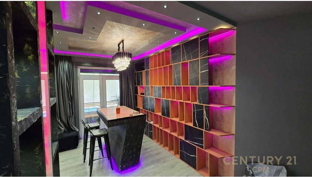 Apartament luksoz 2+1+2 oer shitje ne Astir