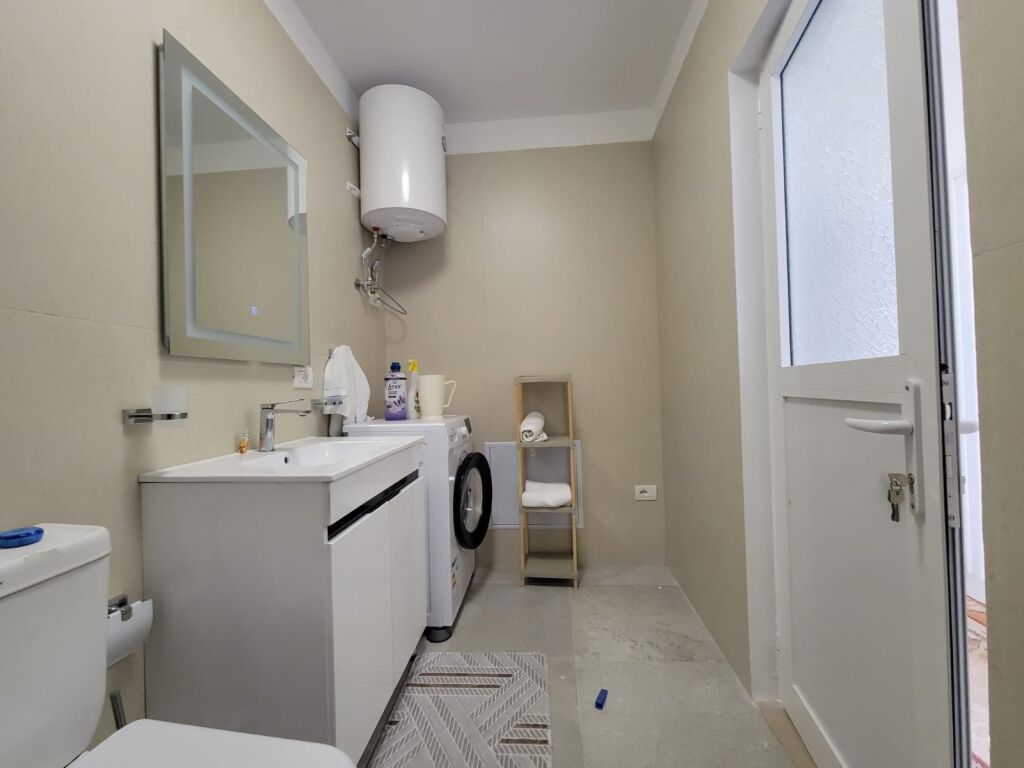 Apartament 1+1 me qera Kristal Center