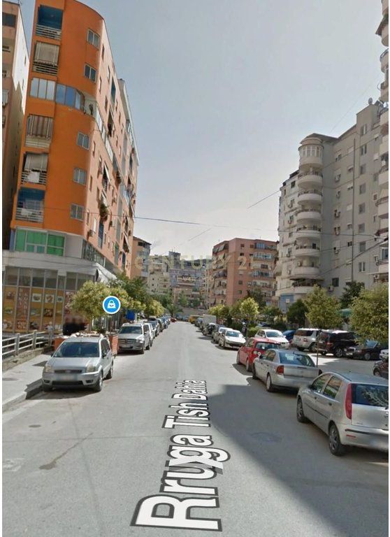 AMBJENT PER QERA  NE KAT 0 KOMUNA PARISIT