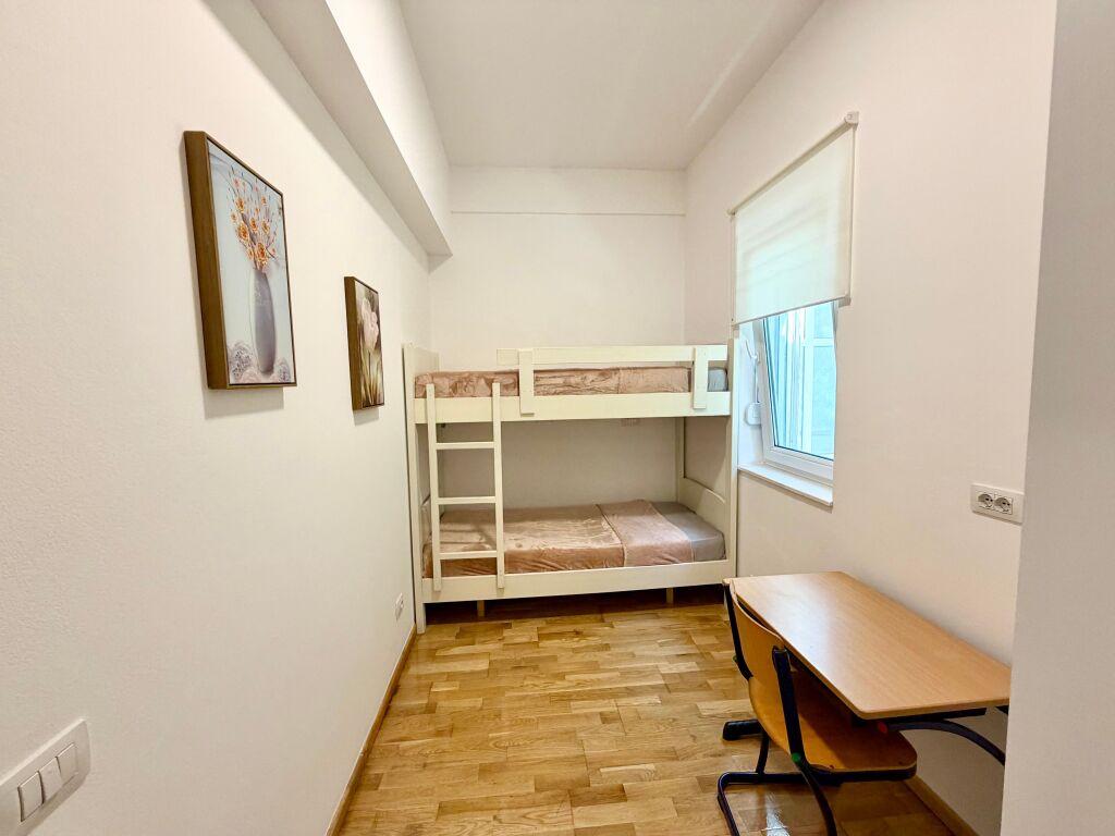 Apartament 2+1 + Post Parkimi për Qira