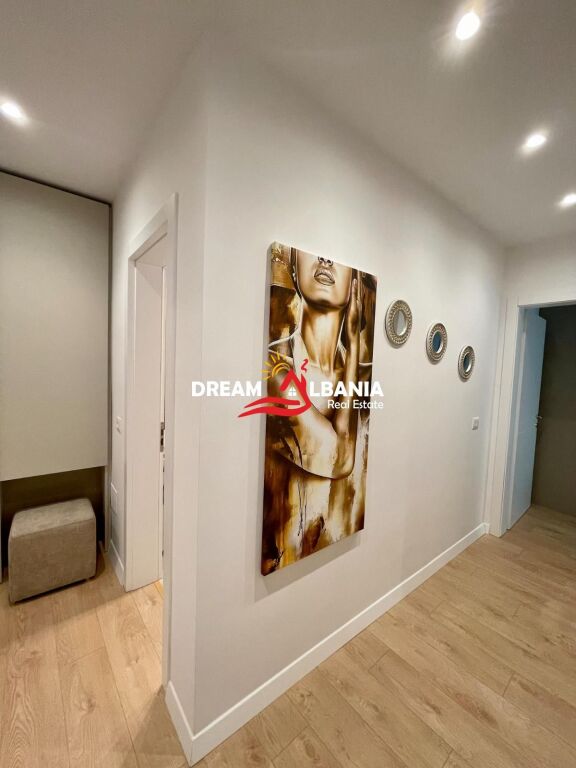 2+1 apartment for rent on Kavajës Street, near the Catholic Church (ID 42215526)