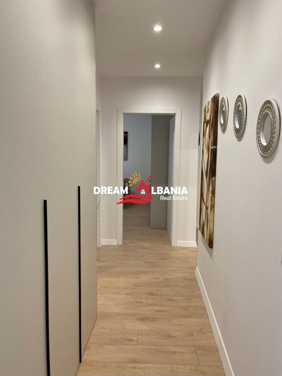 2+1 apartment for rent on Kavajës Street, near the Catholic Church (ID 42215526)