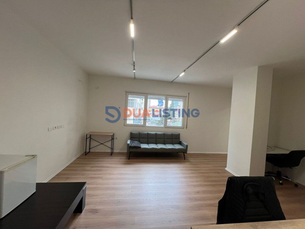 Ambient Zyre Premium me Qira – Pazar i Ri