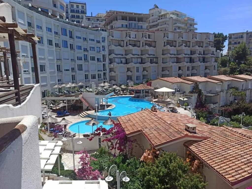 Dublex per Shitje ne Bougainville Bay Sarande