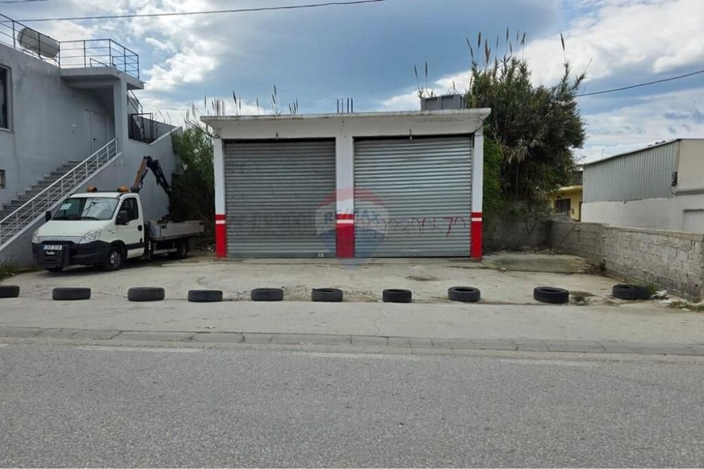 🚗 Lavazh me qira në një super vendndodhje në Vlorë!