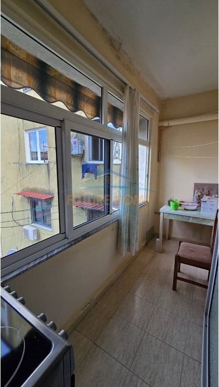 Shitet,Apartament 1+1, Ali Demi