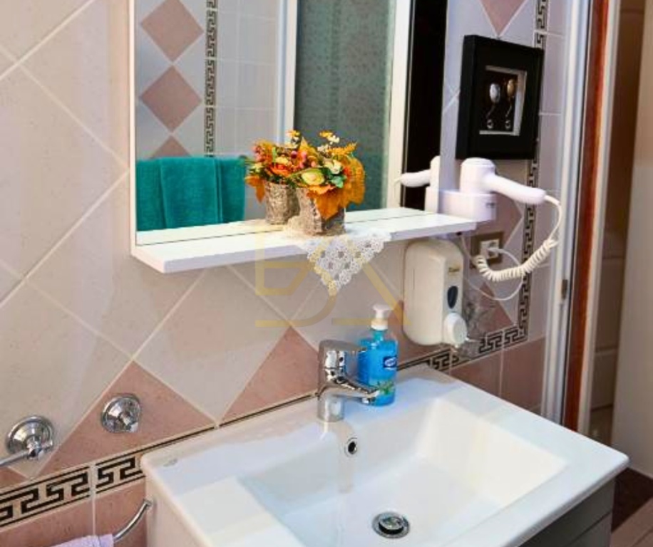 Shitet Hotel – Qendër, Sarandë