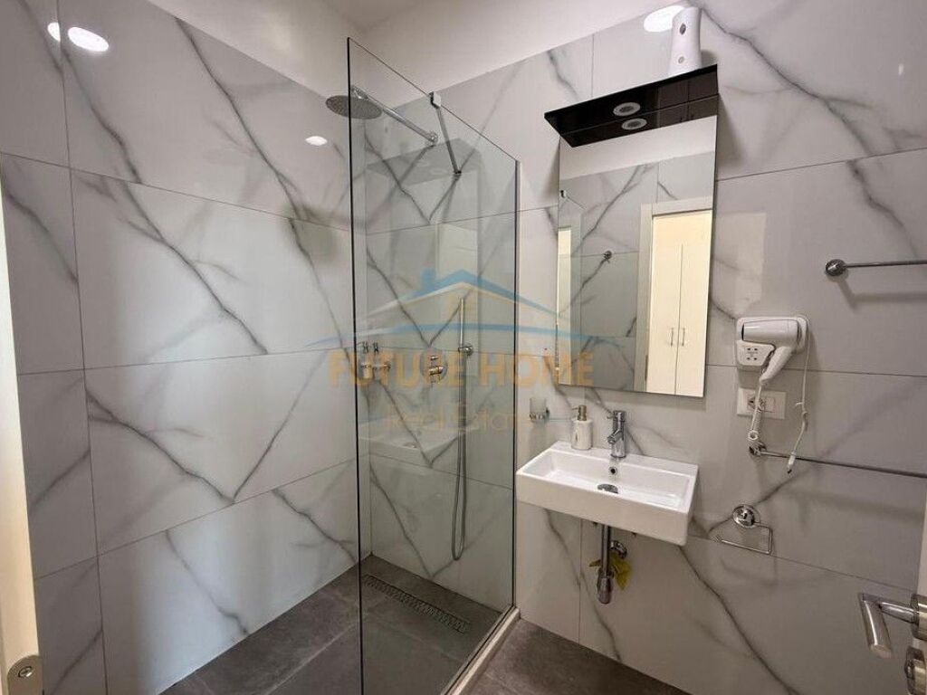 Shitje,2 Studio ,Stadiumi Dinamo