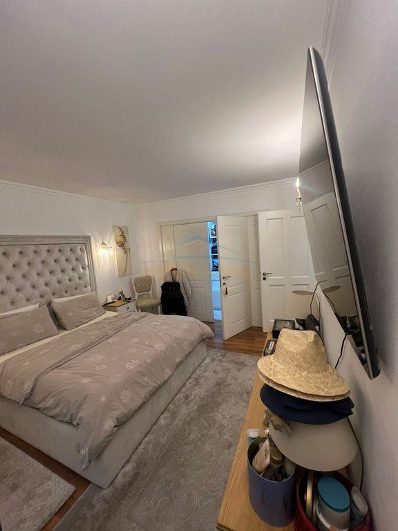 Shitet, Apartament 2+1 + Garderobë, Rruga e Kavajës,Tiranë