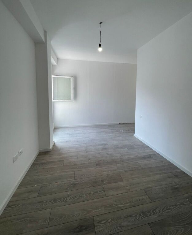 🏡 Shitet Apartament 2+1 – Kompleksi Aura, Rr. Dritan Hoxha