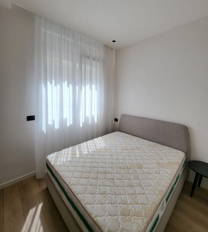 📌 Shitet Apartament 1+1 – Liqeni i Thatë, Tiranë