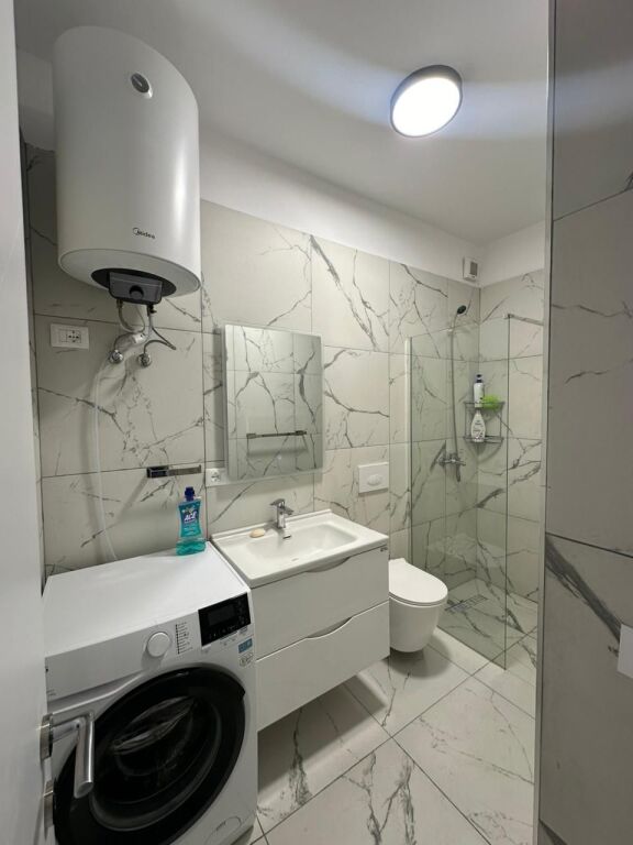 Apartament 1+1 me qira në Univers City