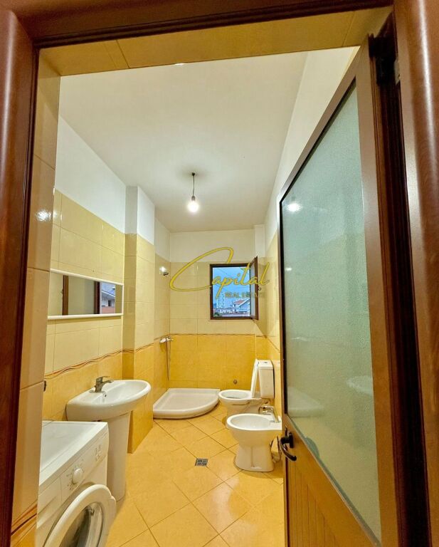 APARTAMENT ME QIRA 1+1 21 DHJETORI 45.000 LEKE