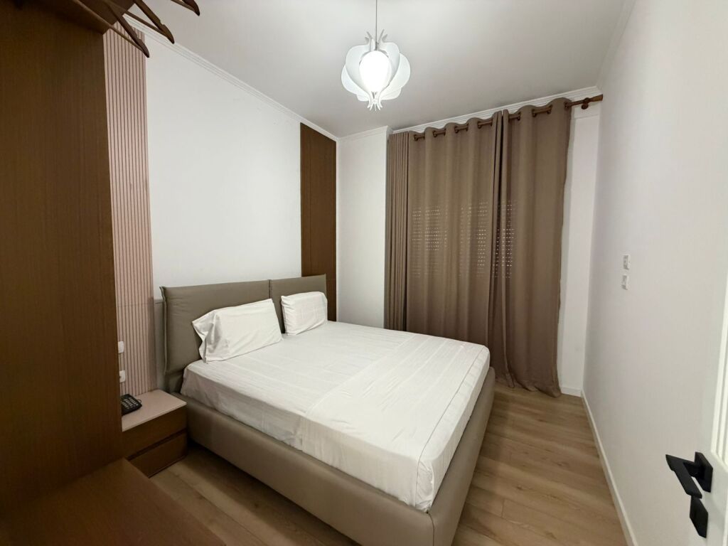 Hotel me Qera Afatgjate - Vlore