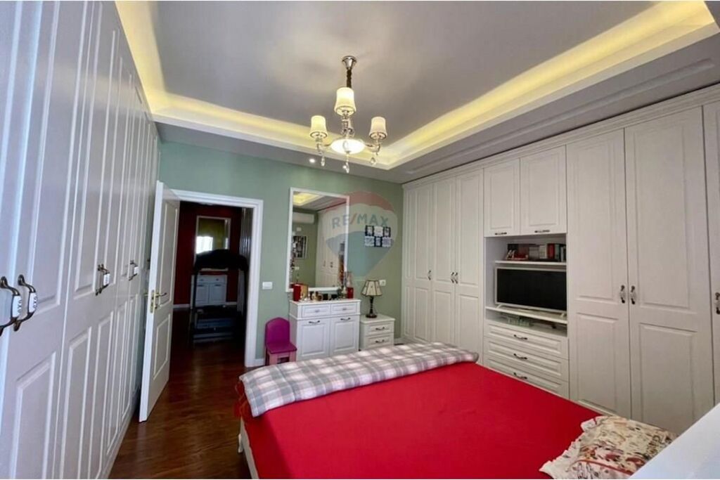 Apartment for sale 1+1, located at Casa Italia, Tirana.