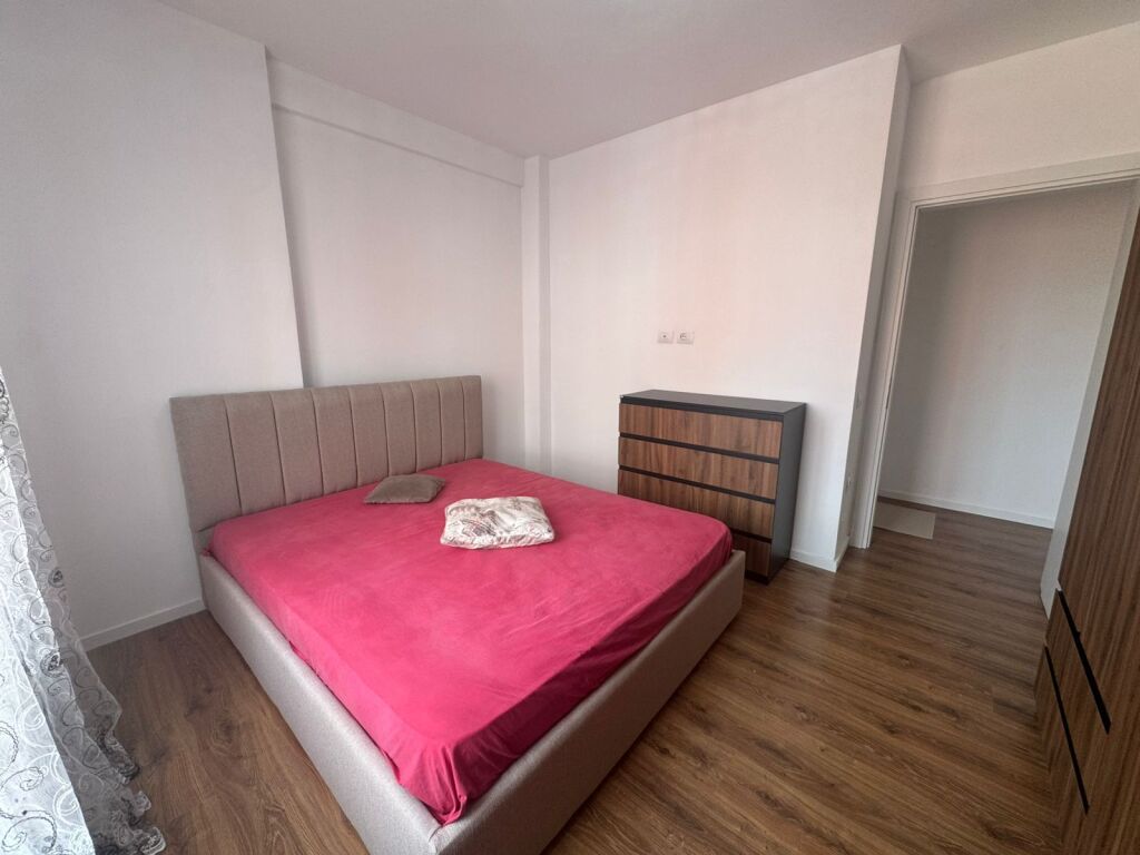 Selite Jepet apartament me qira 2+1 Tek Xhamia