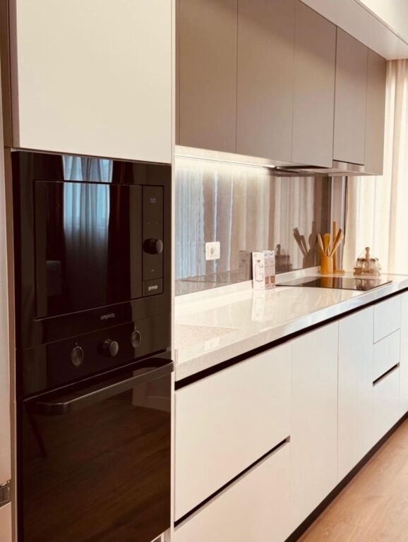 ✨ Appartamento 2+1 in affitto,  📍 Via Durres, vicino all'hotel Colosseum