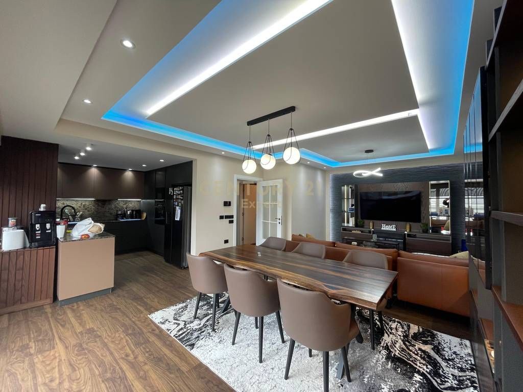 DUPLEX MODERN PER SHITJE NE REZIDENCEN KODRA E DIELLIT 2 !!