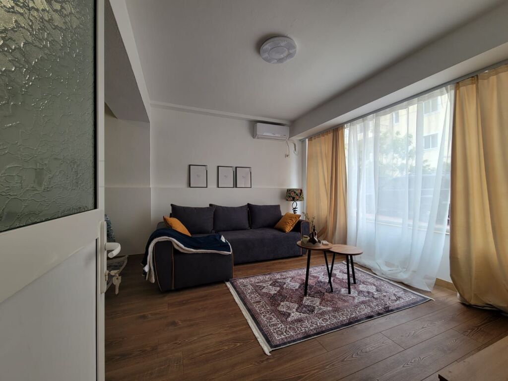 Apartament 1+1 me qera Kristal Center