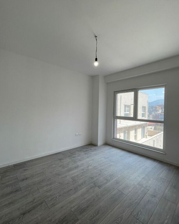 Shitet Apartament 2+1 – Kompleksi Aura, Rruga Dritan Hoxha 📍