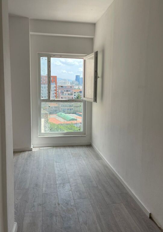 🏡 Shitet Apartament 2+1 – Kompleksi Aura