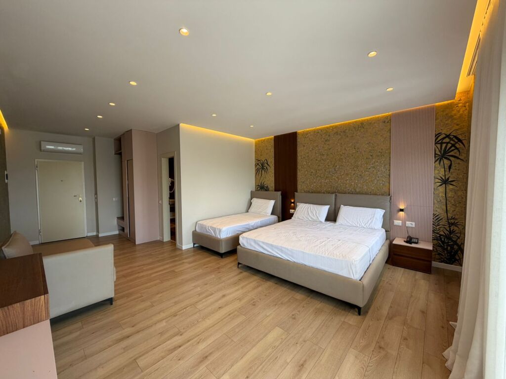 Hotel me Qera Afatgjate - Vlore