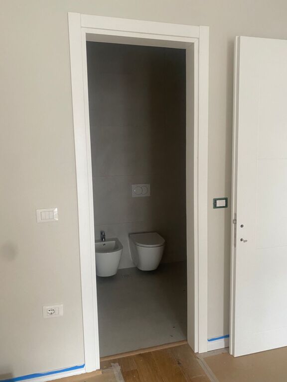 ZYRE ME QERA 100 M2 KOMUNA E PARISIT 100.000 LEKE FH-70366