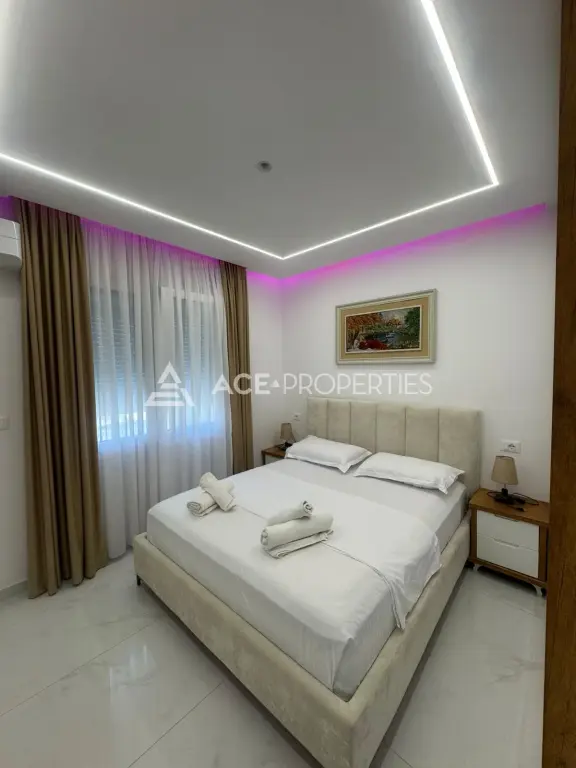 Jepet me qera Apartament 1+1 ,Plazh