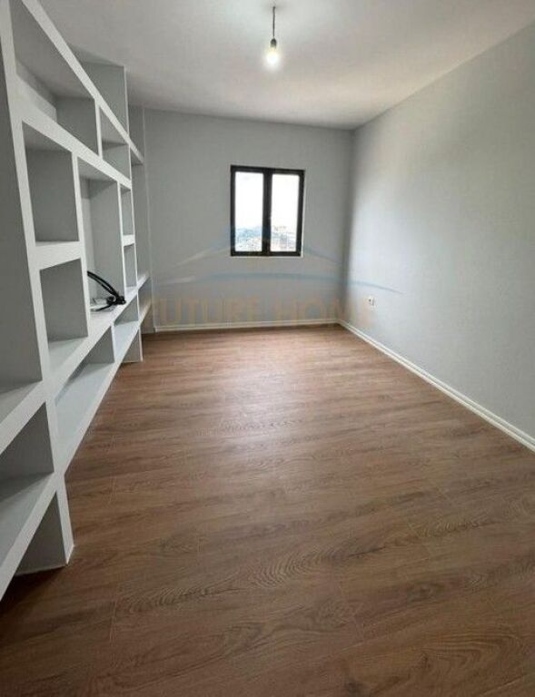 For sale, Apartment 2+1+2, "Shefqet Kuka" Street, Fresk