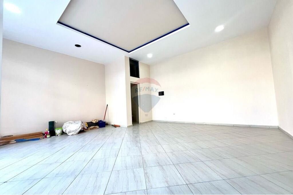 Dyqan me qera , Albano &amp; Romina