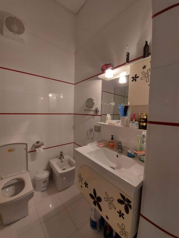 📣 AFFITTO Appartamento 3+1 Con 2 Bagni E 2 Posti Auto 📍 Fresk, Via Teleferico ✨ 💶 Prezzo 700 Euro