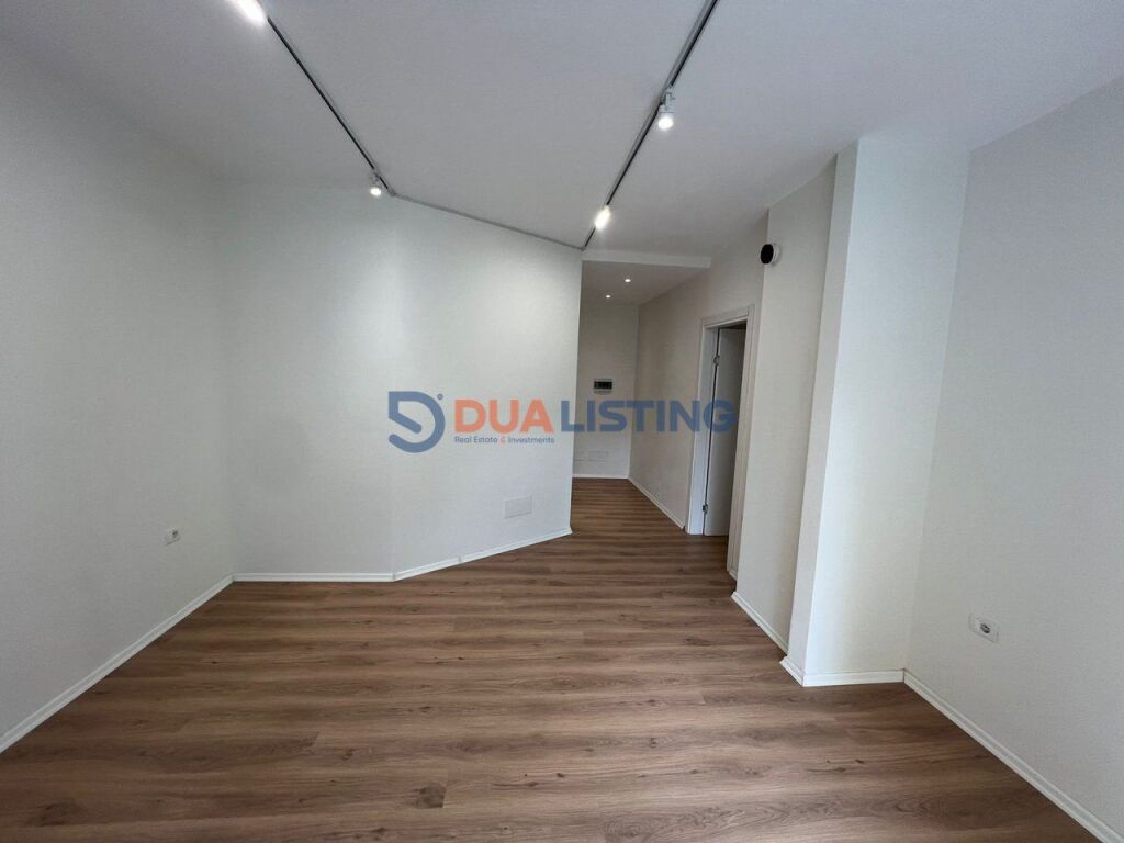 Ambient Zyre Premium me Qira – Pazar i Ri