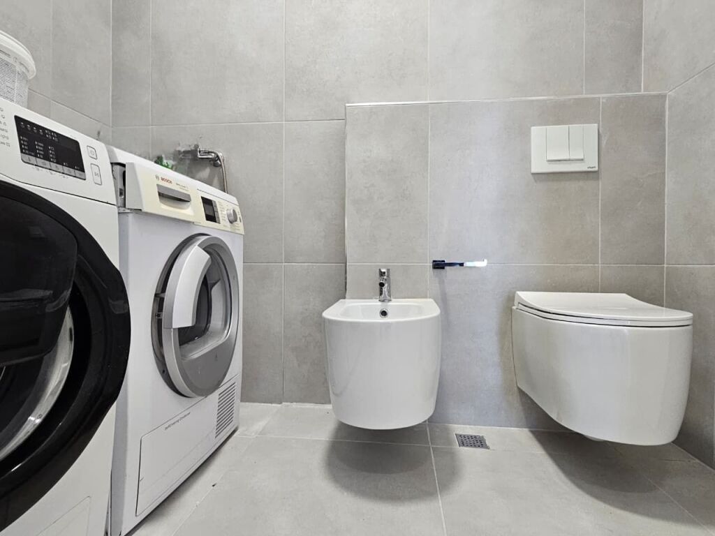 Apartament 2+1+2 për qira! FARMACIA 10 / Rruga Dibrës