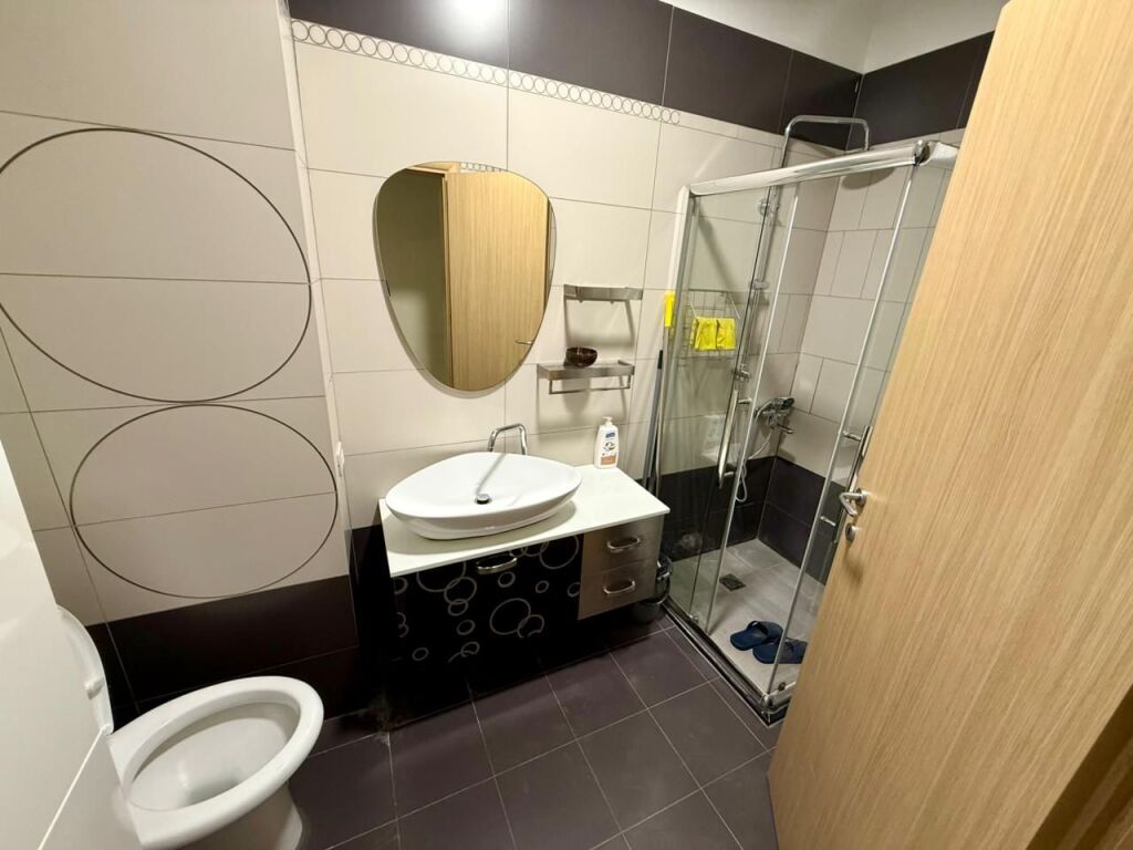 📣 QERA Apartament 2+1 Me Ballkon 📍 Kodra e Diellit ✨💶 Cmimi 70.000 Leke/Muaj