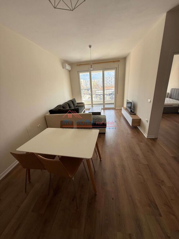 Apartament 1+1 me Qira 5 Maji Tirane