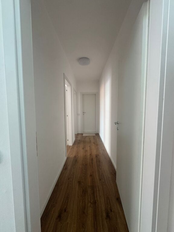 Selite Jepet apartament me qira 2+1 Tek Xhamia