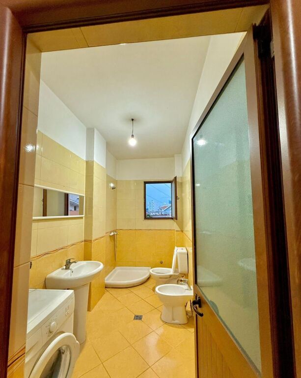 Affitto | Apartament 1 + 1 | 21 Dhjetori | 450 €/mese