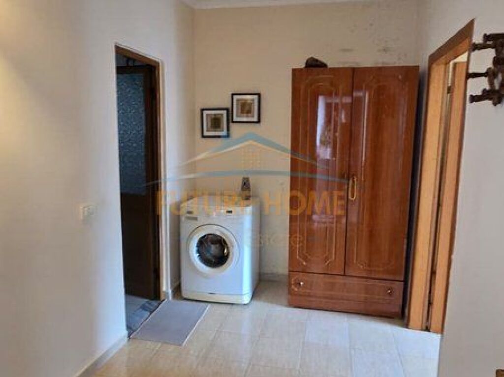 In vendita, Appartamento 1+1, Ali Demi, Tirana.