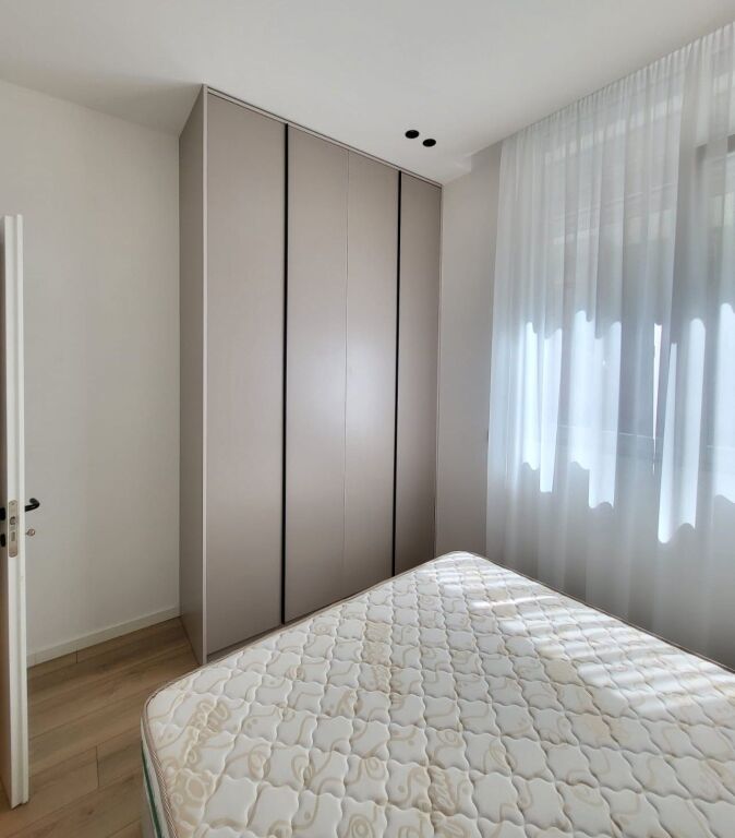 📌 Shitet Apartament 1+1 – Liqeni i Thatë, Tiranë