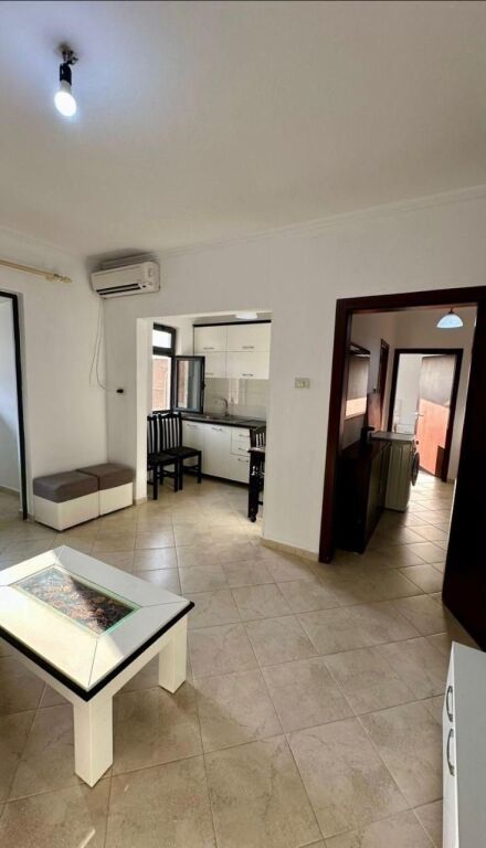 Appartamento in affitto 1+1 - 📍Laprake, vicino alla stazione di servizio Kupola 400 mila lek