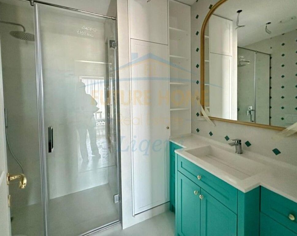 Qera, Apartament 2+1+Post Parkimi, Rruga e Elbasanit, DownTown One.